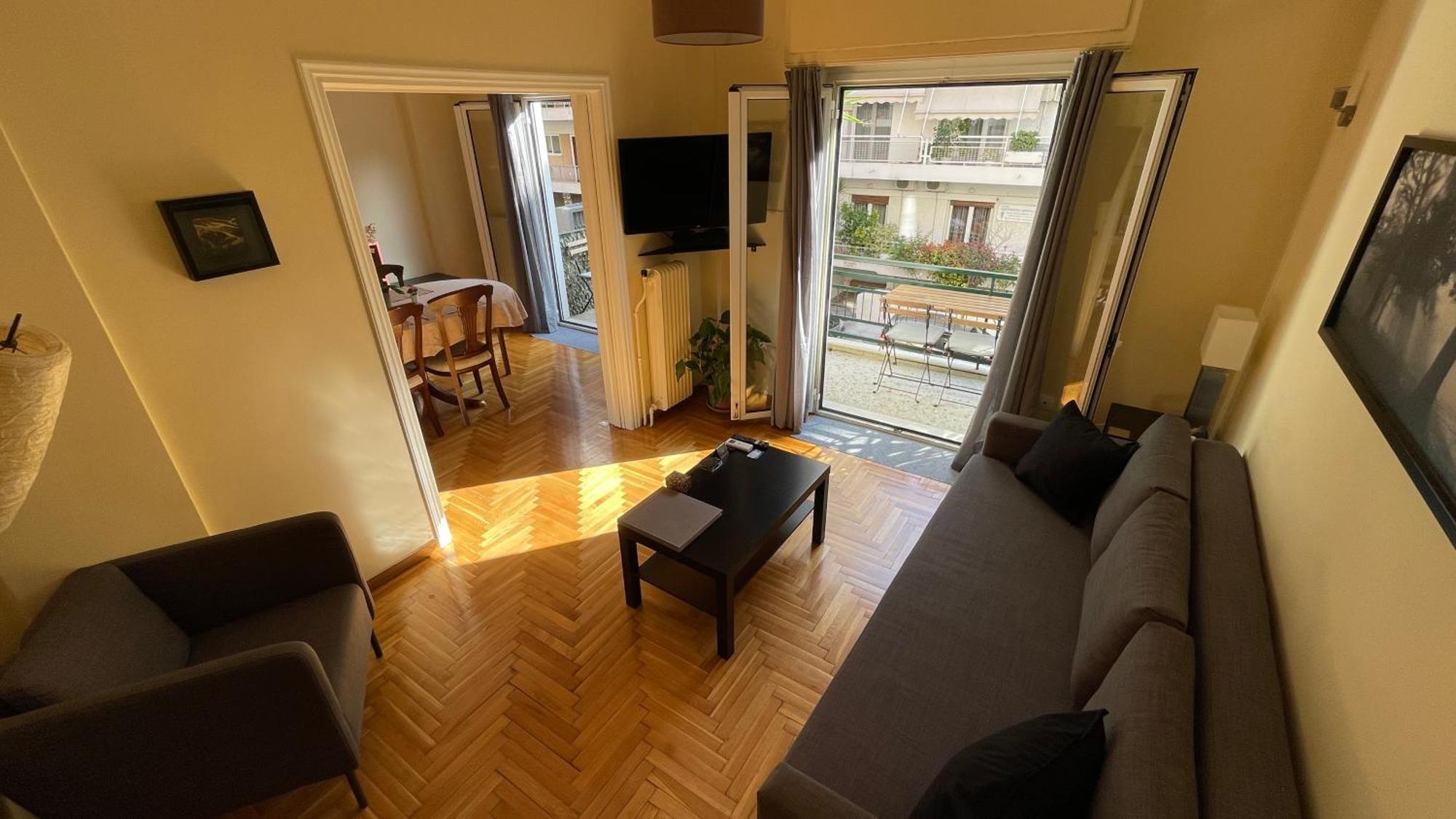 4 Newly Renovated Charming Apartments Steps From Panormou Metro Station เอเธนส์ ห้อง รูปภาพ