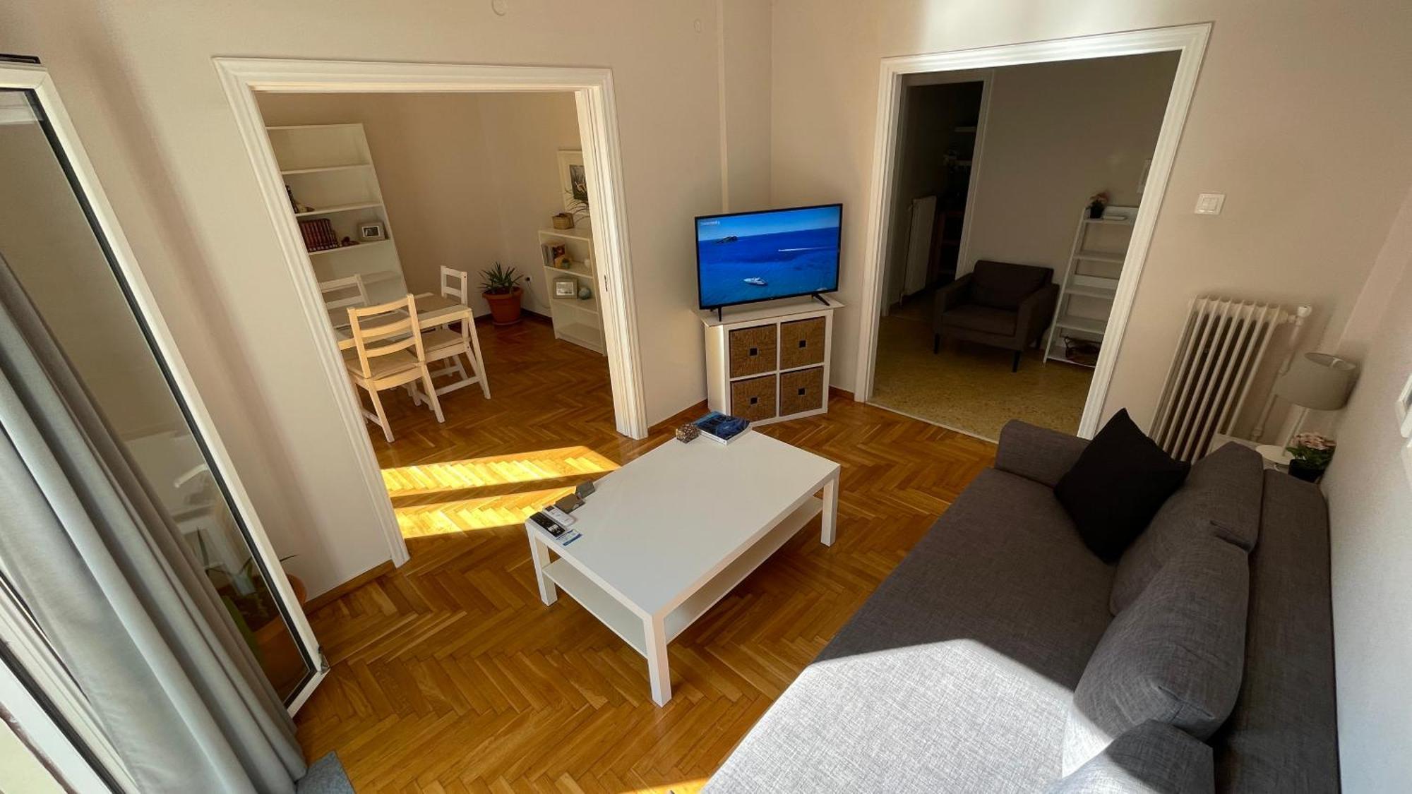 4 Newly Renovated Charming Apartments Steps From Panormou Metro Station เอเธนส์ ห้อง รูปภาพ